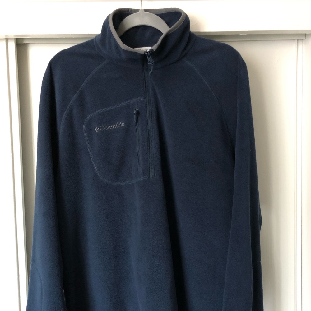 Columbia-Fleece. Pullover half front zip